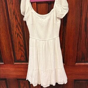 Hollister Cream Puff Sleeve Dress